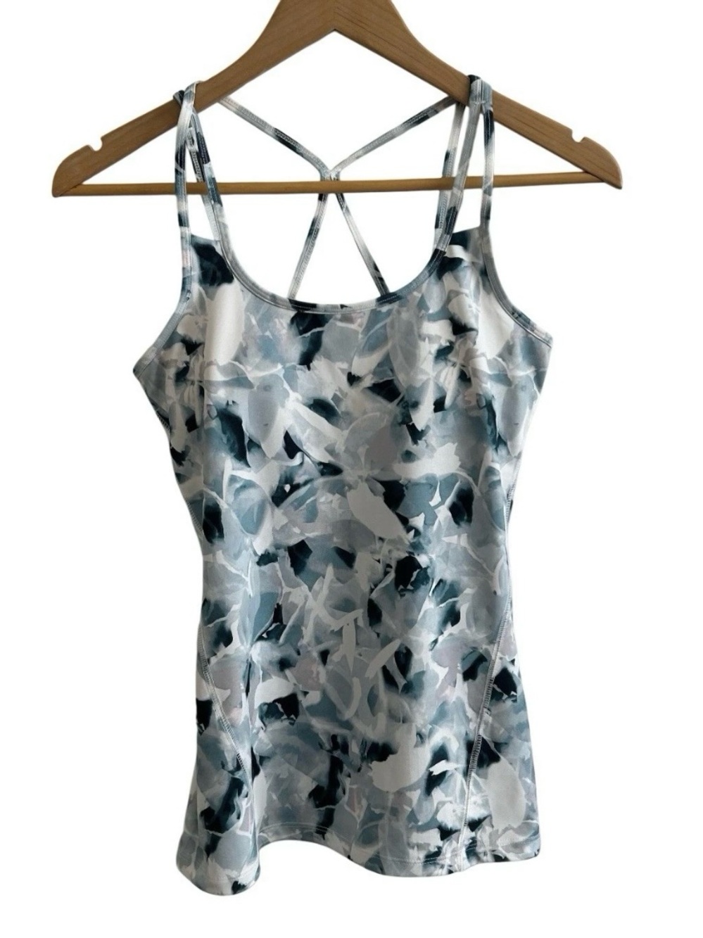 Gaiam Shine Bra Athletic Tank Top Womens XS Strappy 4 Way Stretch Moisture Wick